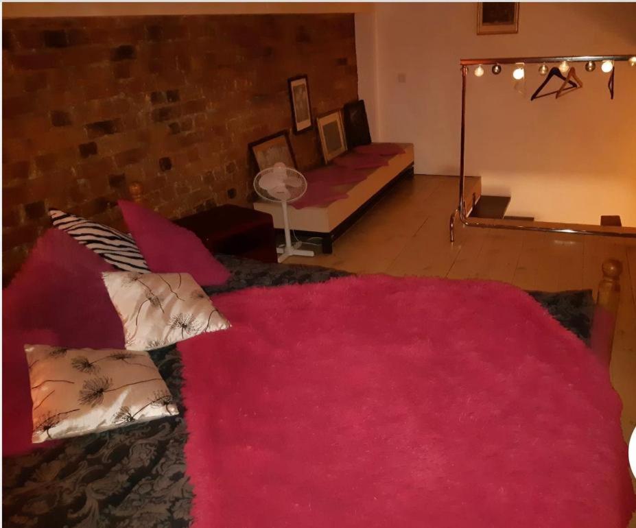 2 Story Studio Apartment Free Parking Included Riga Exteriör bild